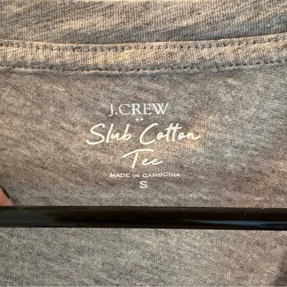 J.Crew Slub Cotton Short Sleeve V-Neck Tee Shirt - Picture 3 of 4